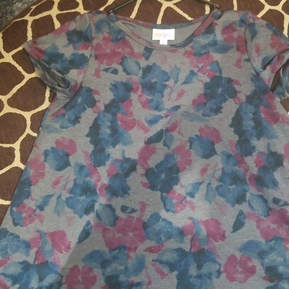 Beautiful euc Scarlet dress